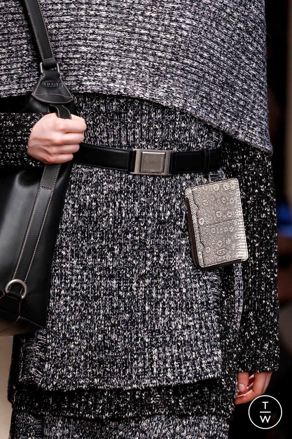 Fashion Week Milan Fall/Winter 2025 look 86 from the Tod's collection 女装配饰