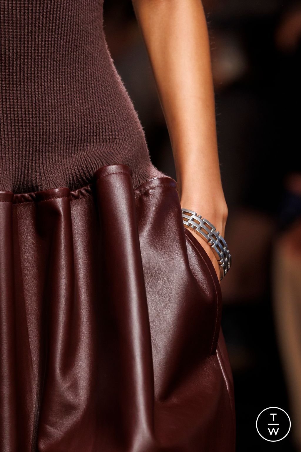 Fashion Week Milan Fall/Winter 2025 look 99 from the Tod's collection womenswear accessories