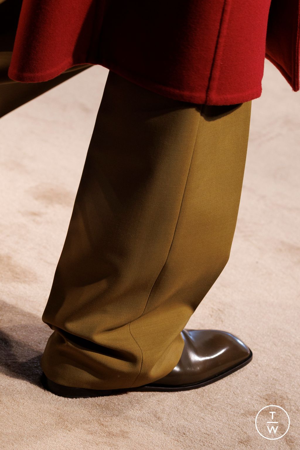 Fashion Week Milan Fall/Winter 2025 look 13 from the Tod's collection womenswear accessories