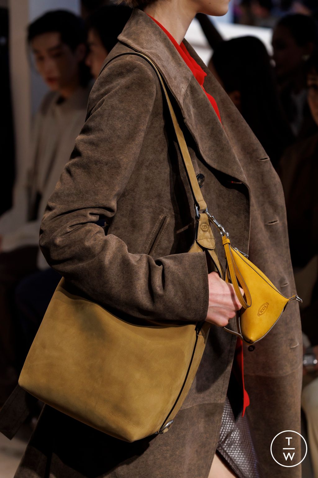 Fashion Week Milan Fall/Winter 2025 look 20 from the Tod's collection womenswear accessories