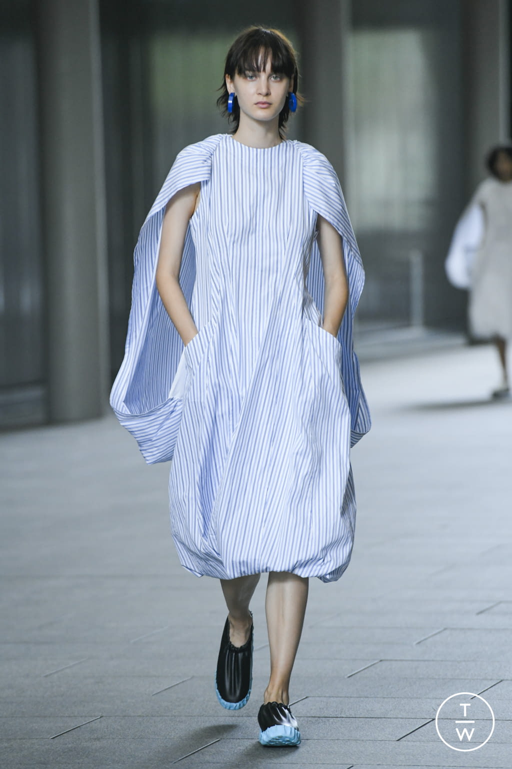 Fashion Week London Spring/Summer 2022 look 28 from the Toga collection 女装