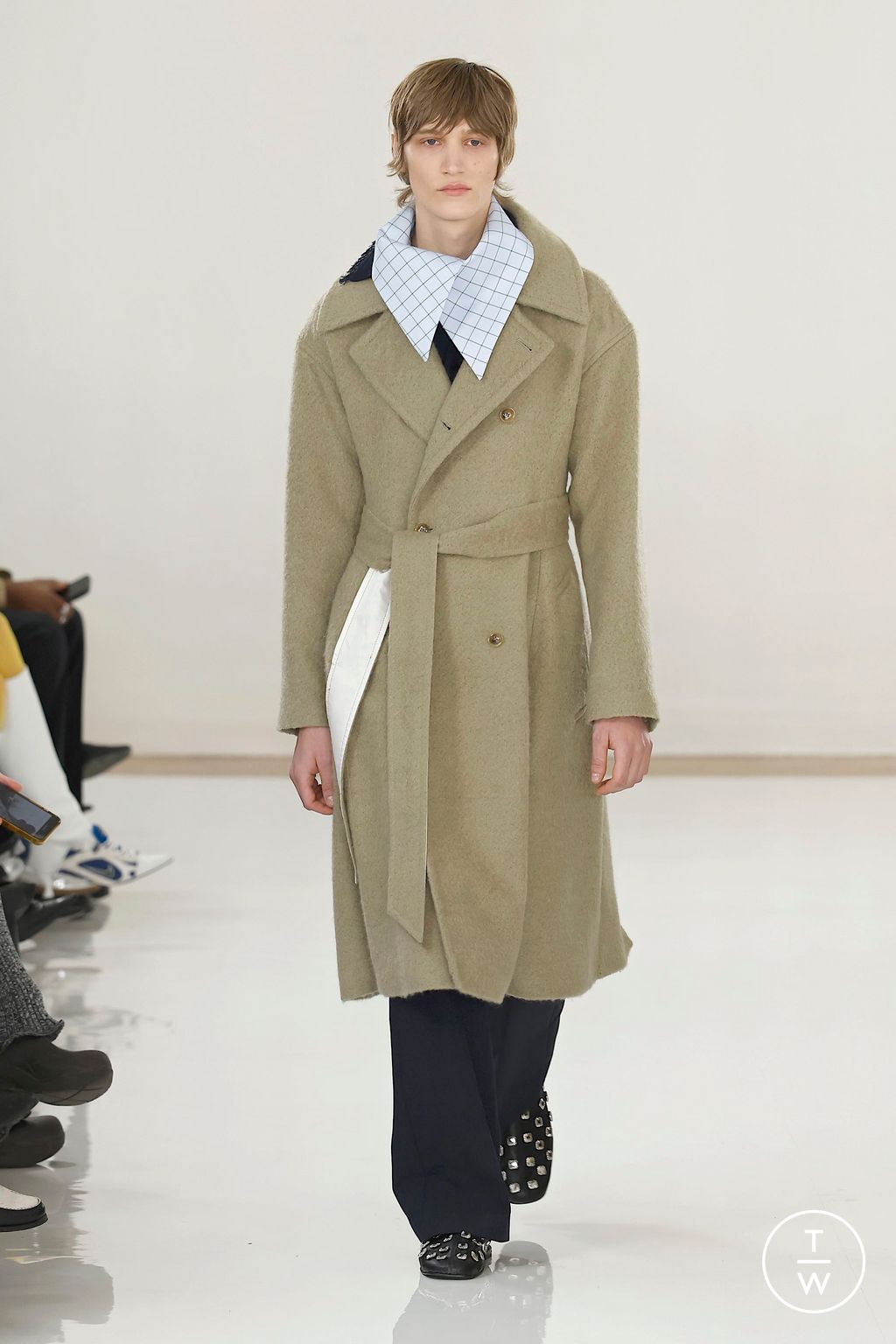 Fashion Week London Fall/Winter 2025 look 25 from the Toga collection womenswear