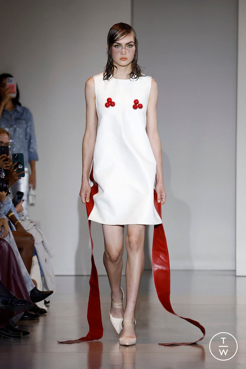 Fashion Week Milan Spring/Summer 2025 look 2 from the Tokyo James collection womenswear
