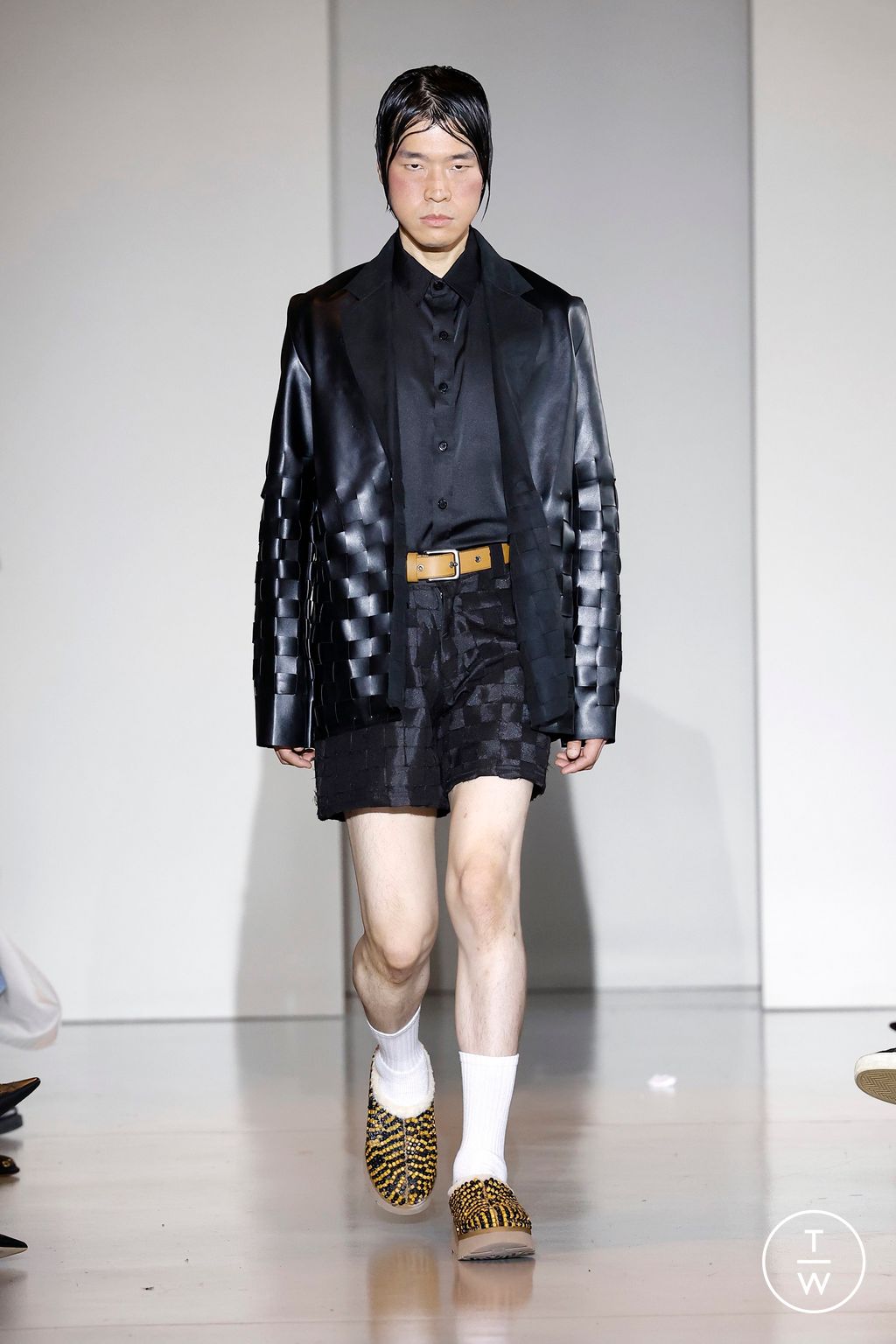 Fashion Week Milan Spring/Summer 2025 look 15 from the Tokyo James collection womenswear