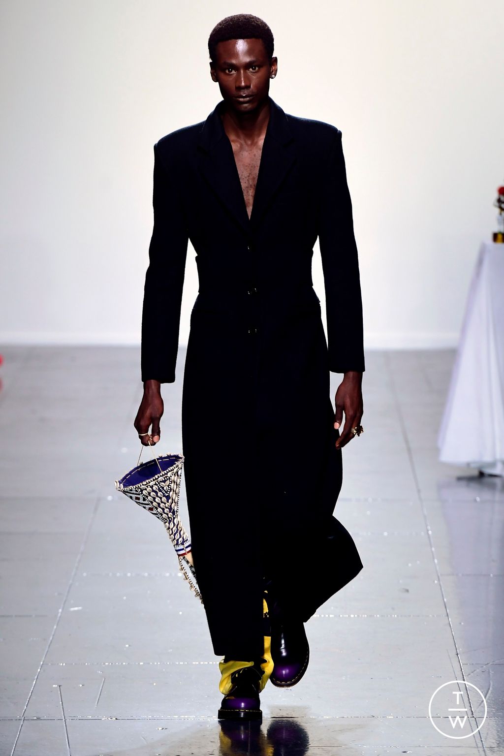 Fashion Week London Spring/Summer 2024 look 26 de la collection TOLU COKER womenswear