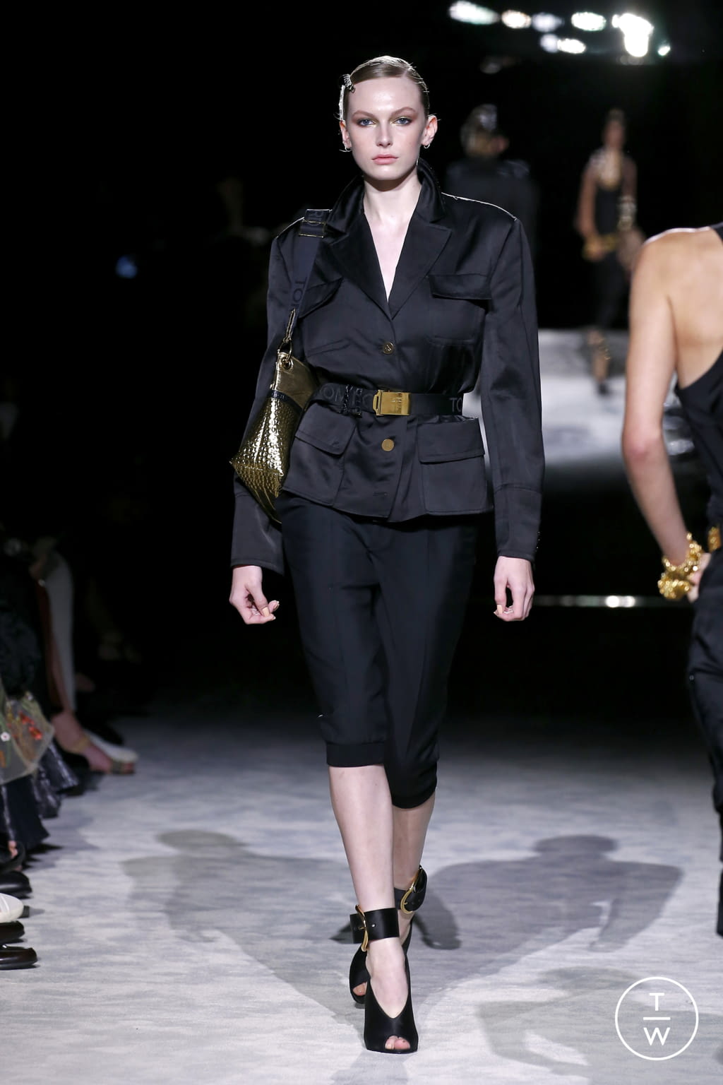 Fashion Week New York Spring/Summer 2022 look 18 from the Tom Ford collection 女装