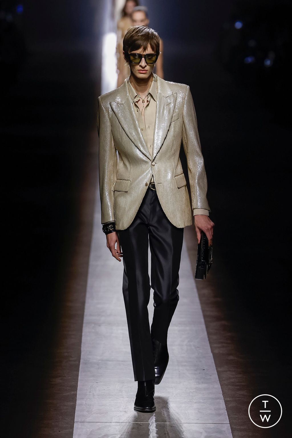 Fashion Week Milan Fall/Winter 2024 look 17 from the Tom Ford collection 女装