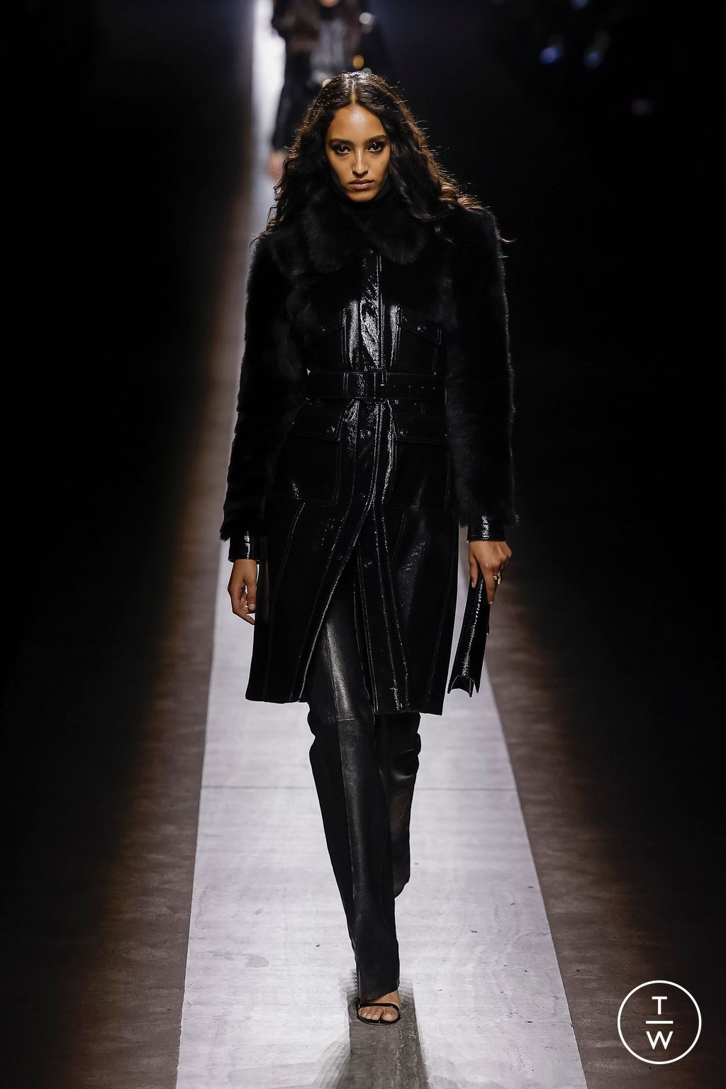 Fashion Week Milan Fall/Winter 2024 look 24 from the Tom Ford collection womenswear