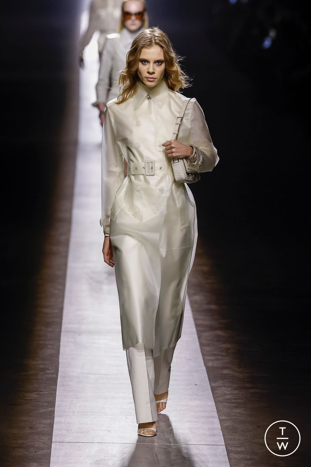Fashion Week Milan Fall/Winter 2024 look 33 from the Tom Ford collection womenswear