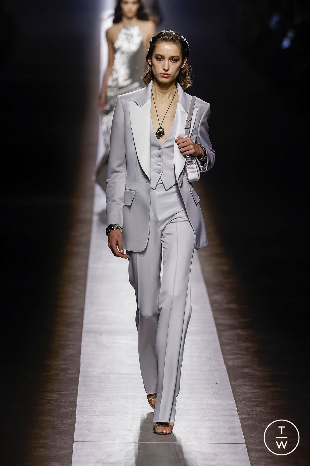 Fashion Week Milan Fall/Winter 2024 look 37 from the Tom Ford collection 女装