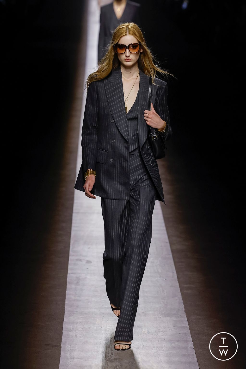Fashion Week Milan Fall/Winter 2024 look 40 from the Tom Ford collection womenswear