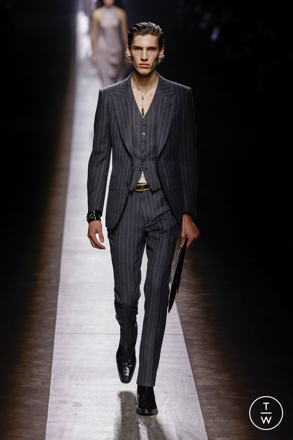 Fashion Week Milan Fall/Winter 2024 look 41 from the Tom Ford collection 女装