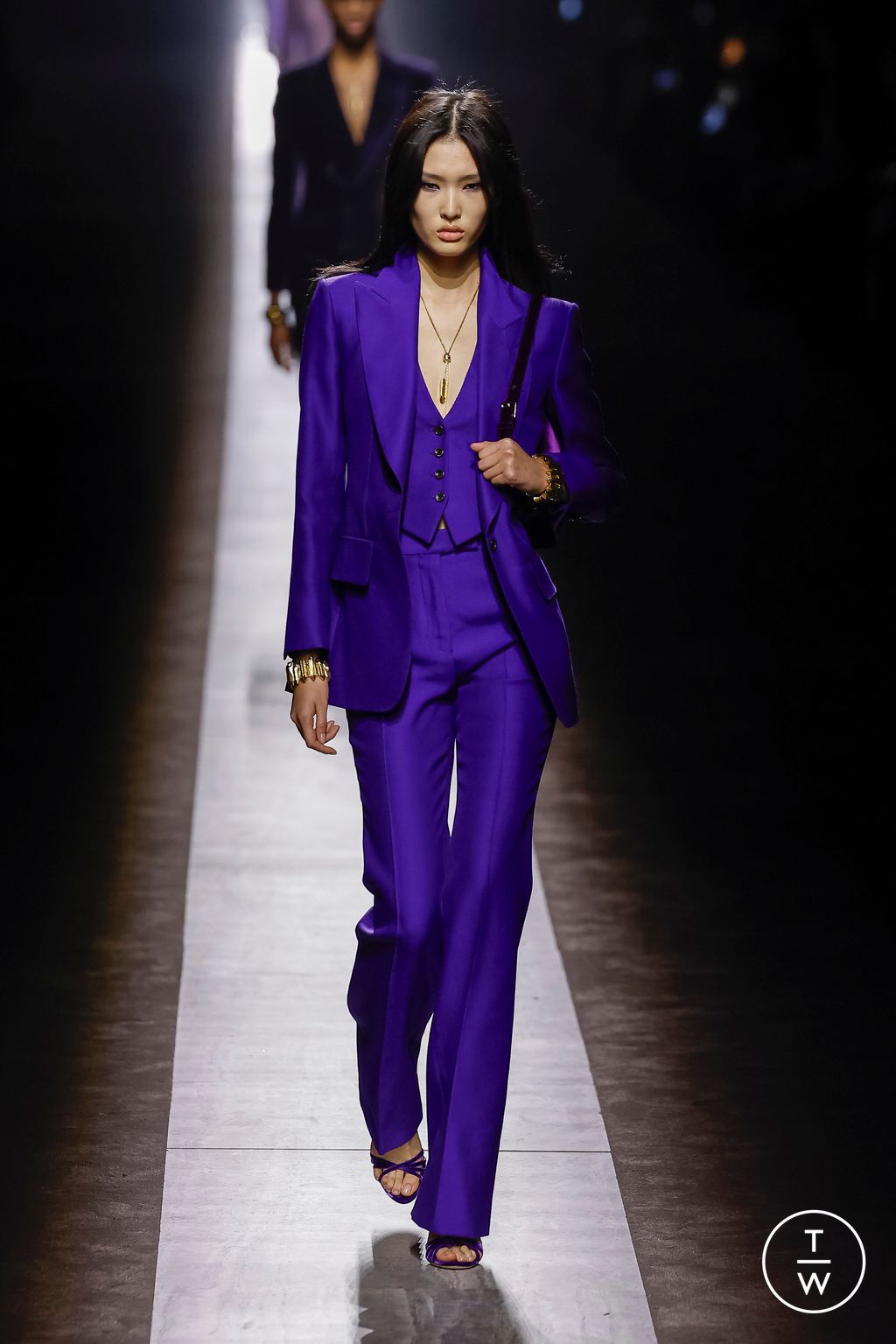 Fashion Week Milan Fall/Winter 2024 look 47 from the Tom Ford collection 女装