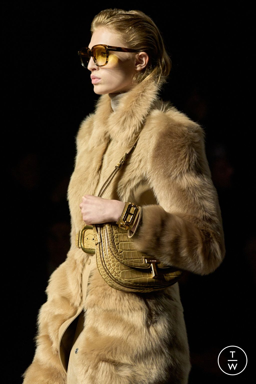Fashion Week Milan Fall/Winter 2024 look 55 from the Tom Ford collection womenswear accessories