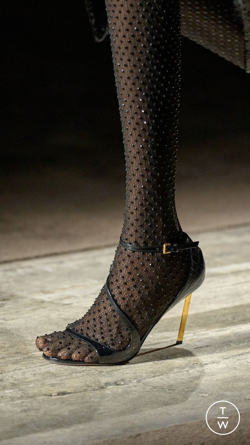 Fashion Week Milan Fall/Winter 2024 look 44 from the Tom Ford collection womenswear accessories