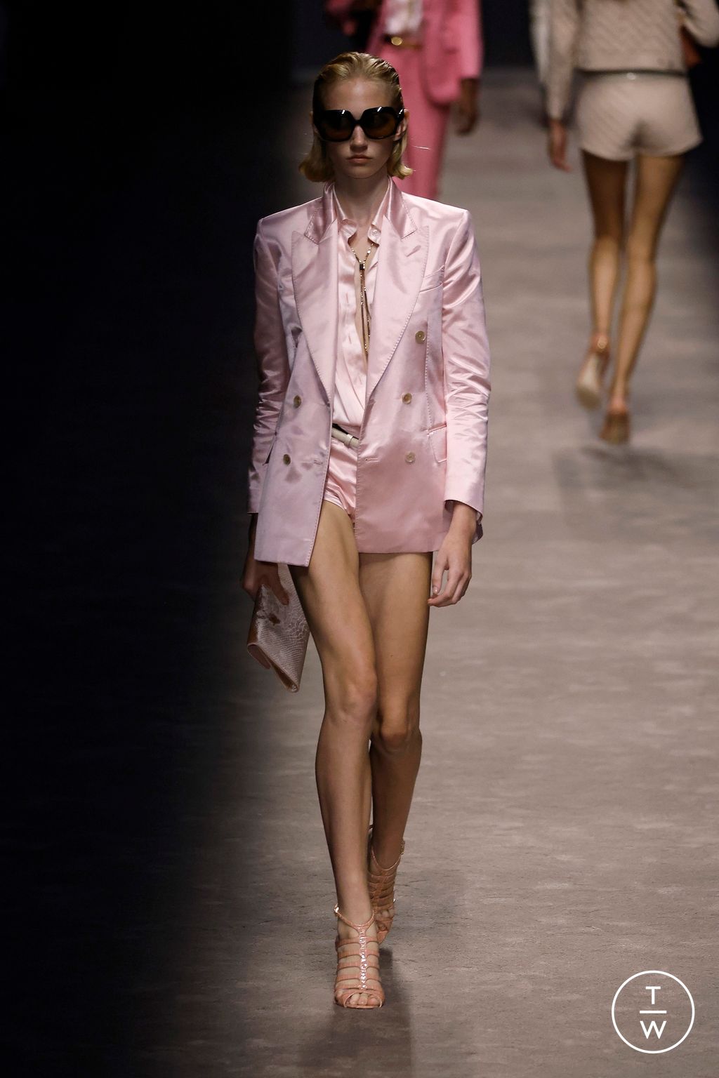 Fashion Week Milan Spring/Summer 2024 look 26 de la collection Tom Ford womenswear
