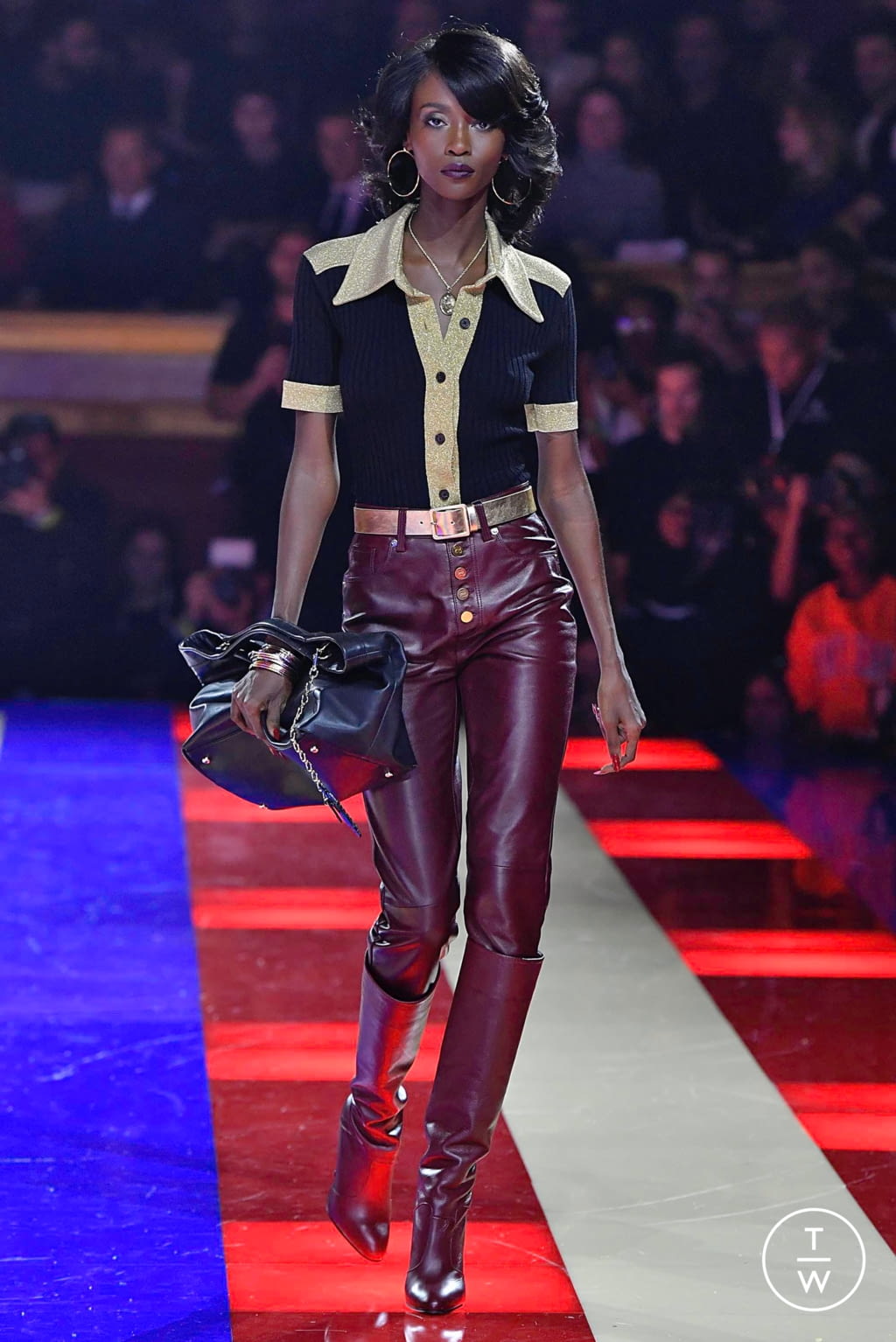 Fashion Week Paris Spring/Summer 2019 look 18 from the Tommy Hilfiger collection 女装
