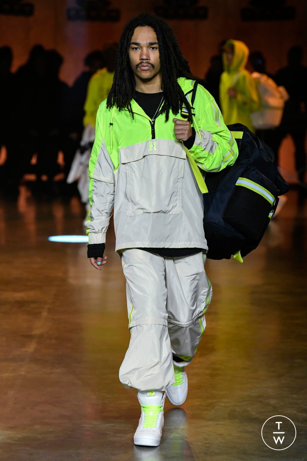 Fashion Week London Spring/Summer 2020 look 1 from the Tommy Hilfiger collection womenswear