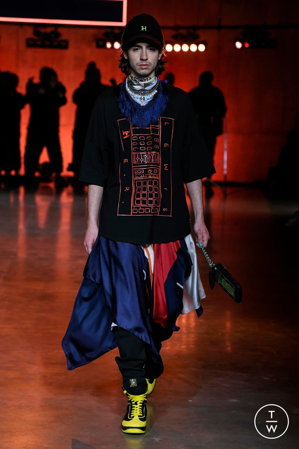 Fashion Week London Spring/Summer 2020 look 26 from the Tommy Hilfiger collection 女装