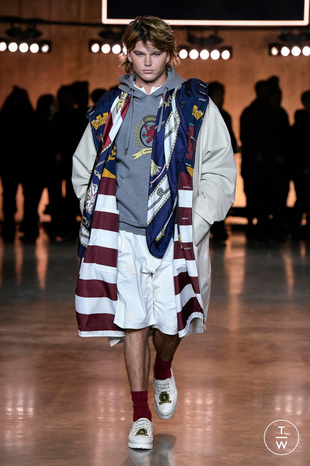 Fashion Week London Spring/Summer 2020 look 40 from the Tommy Hilfiger collection 女装