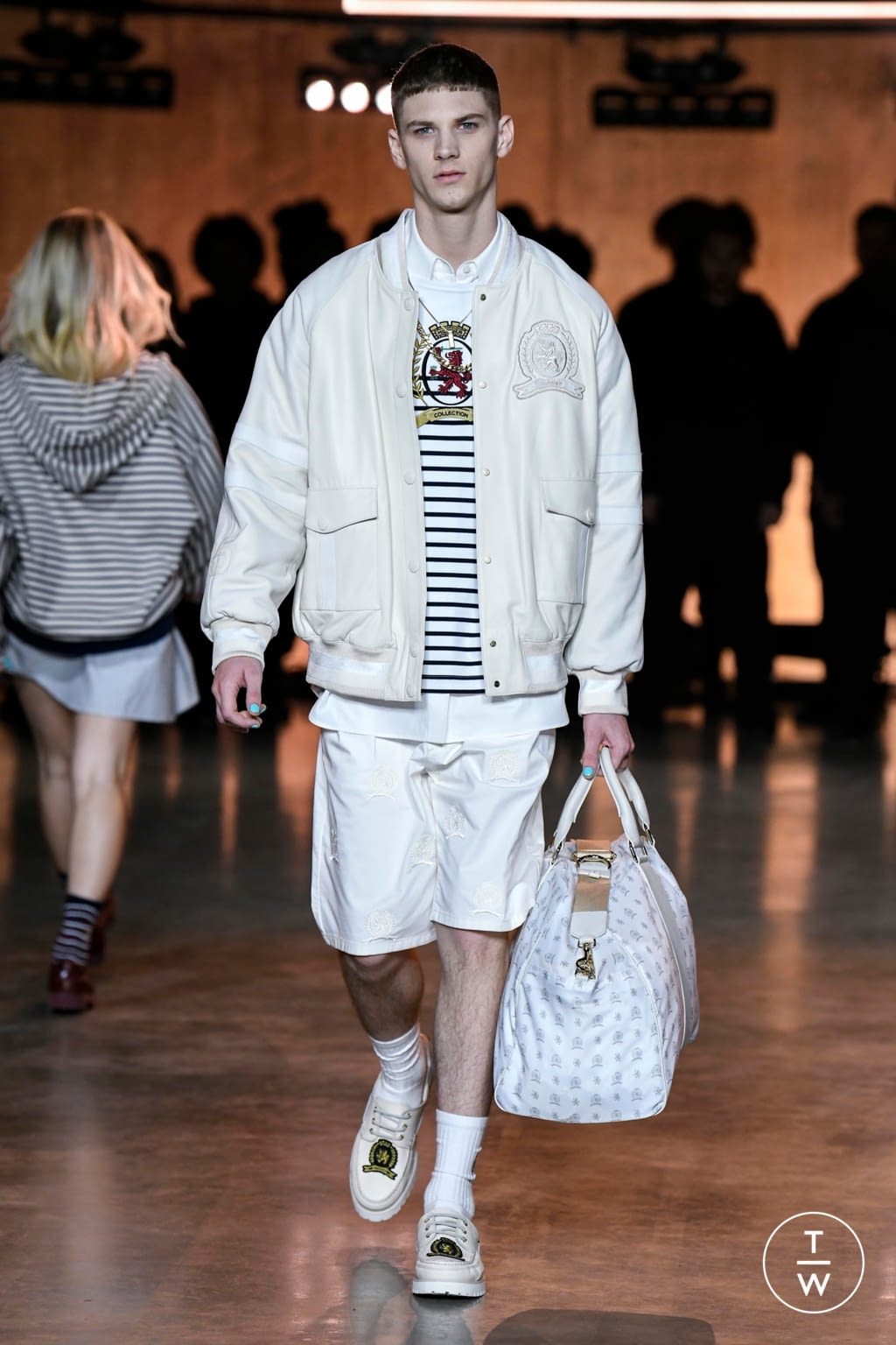 Fashion Week London Spring/Summer 2020 look 48 from the Tommy Hilfiger collection womenswear