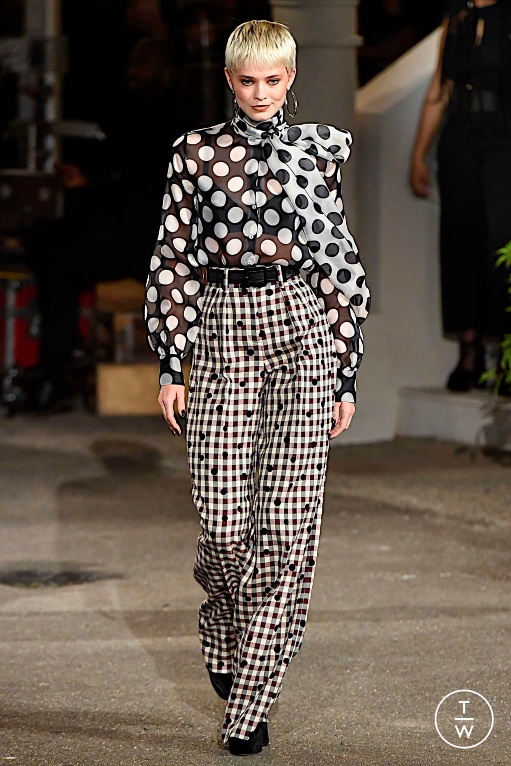 Fashion Week New York Fall/Winter 2019 look 21 from the Tommy Hilfiger collection womenswear