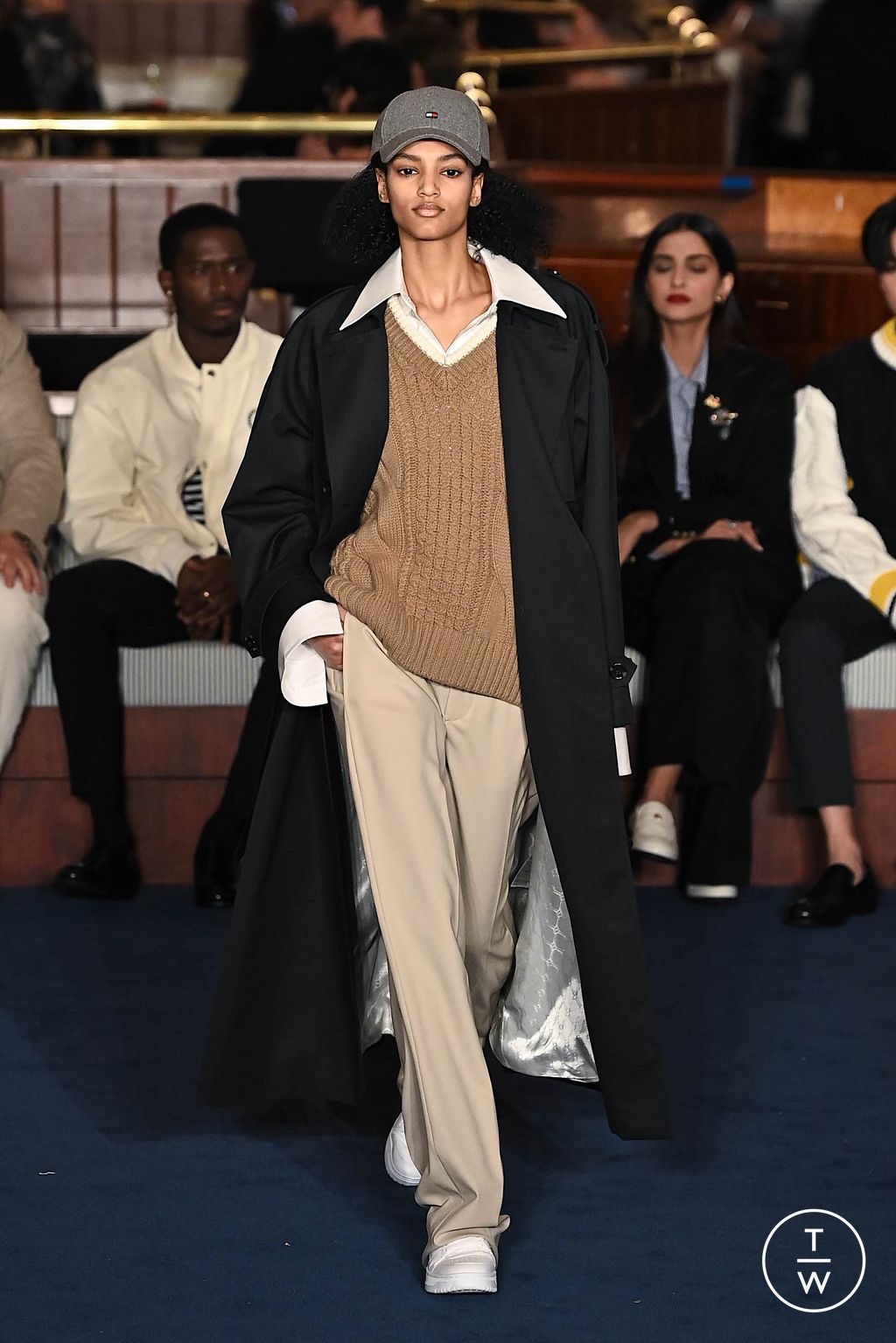 Fashion Week New York Fall/Winter 2024 look 3 de la collection Tommy Hilfiger womenswear