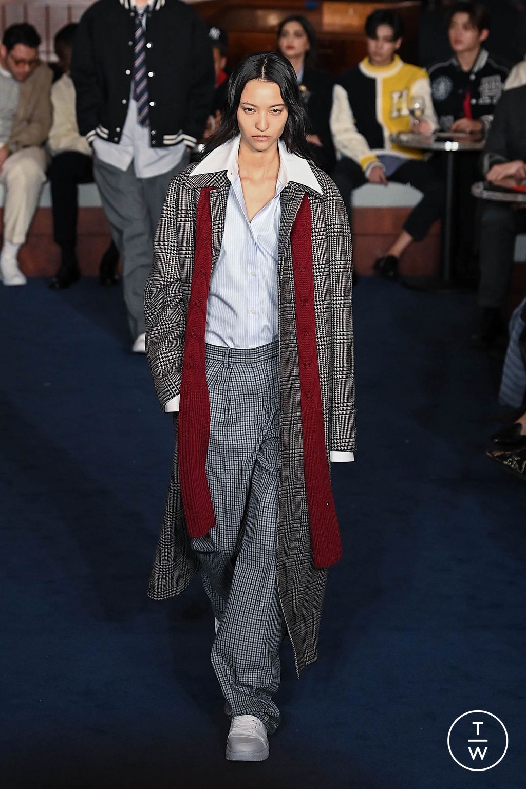 Fashion Week New York Fall/Winter 2024 look 11 from the Tommy Hilfiger collection 女装