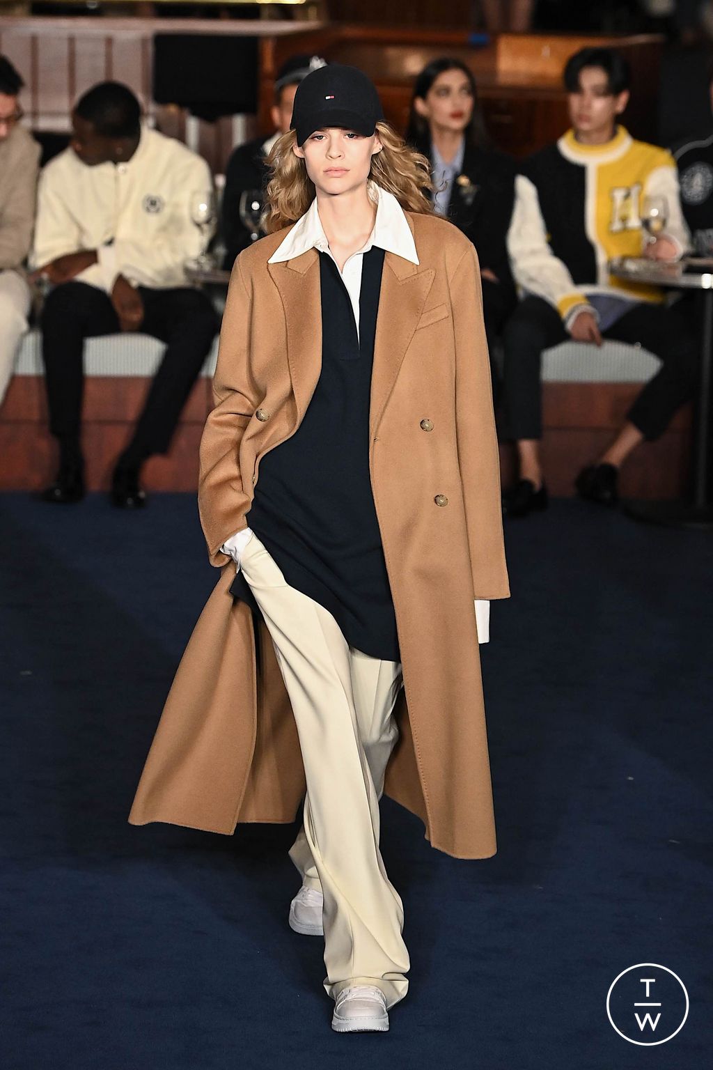 Fashion Week New York Fall/Winter 2024 look 13 de la collection Tommy Hilfiger womenswear