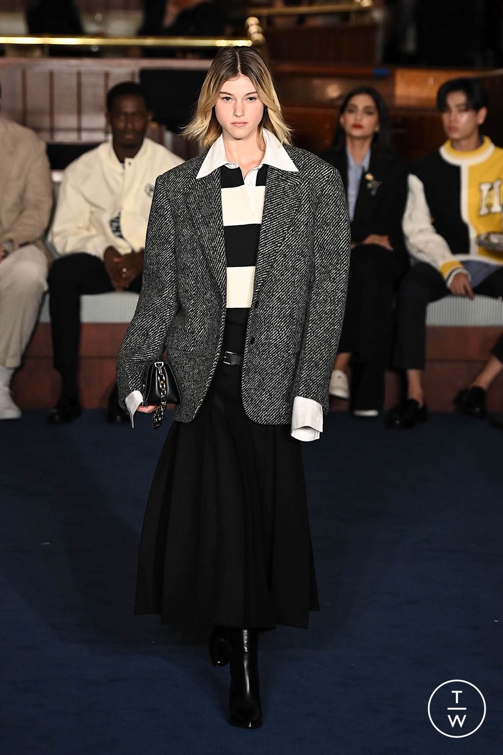 Fashion Week New York Fall/Winter 2024 look 18 from the Tommy Hilfiger collection 女装
