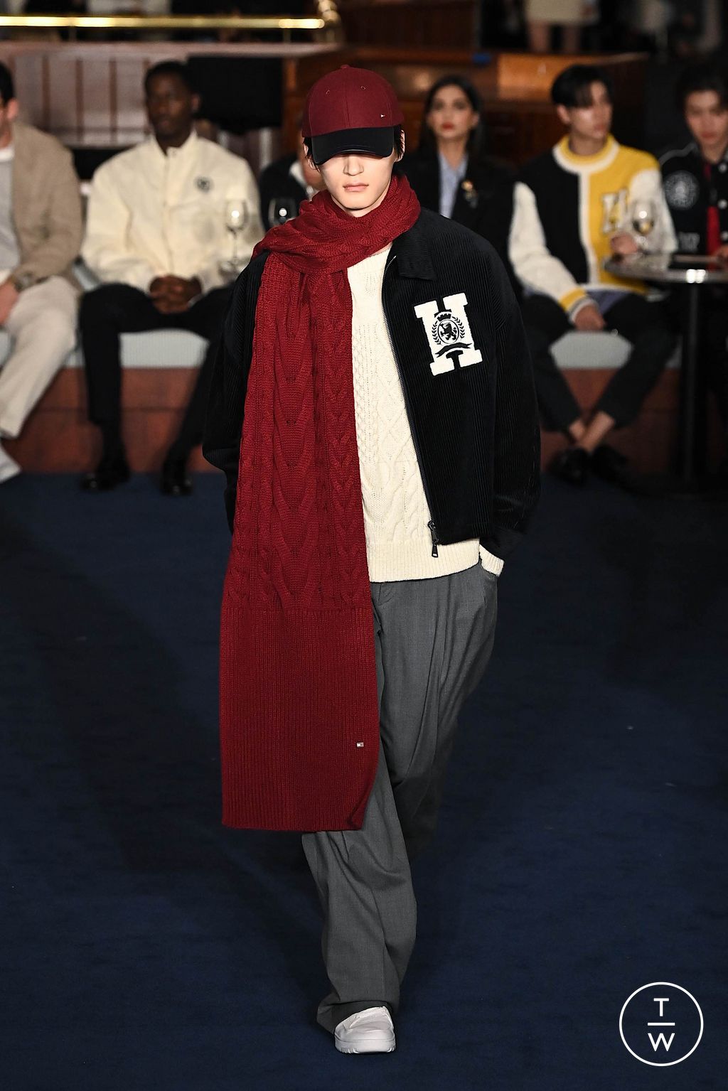 Fashion Week New York Fall/Winter 2024 look 54 de la collection Tommy Hilfiger womenswear