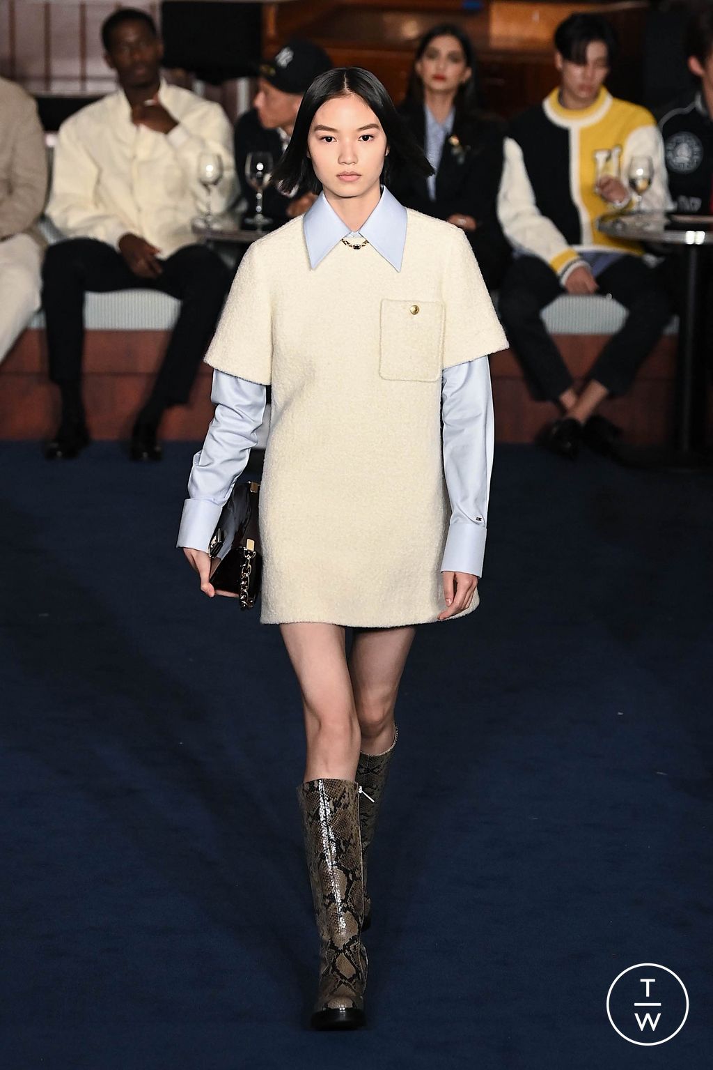Fashion Week New York Fall/Winter 2024 look 57 from the Tommy Hilfiger collection 女装