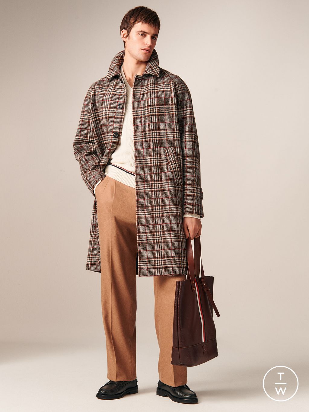 Fashion Week New York Fall/Winter 2026 look 2 de la collection Tommy Hilfiger menswear