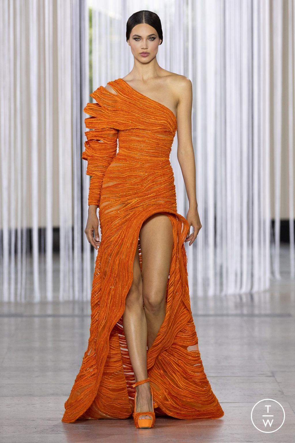 Fashion Week Paris Fall/Winter 2023 look 41 from the Tony Ward collection couture