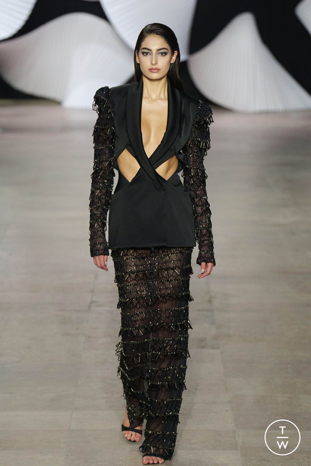 Fashion Week Paris Spring/Summer 2024 look 24 from the Tony Ward collection couture