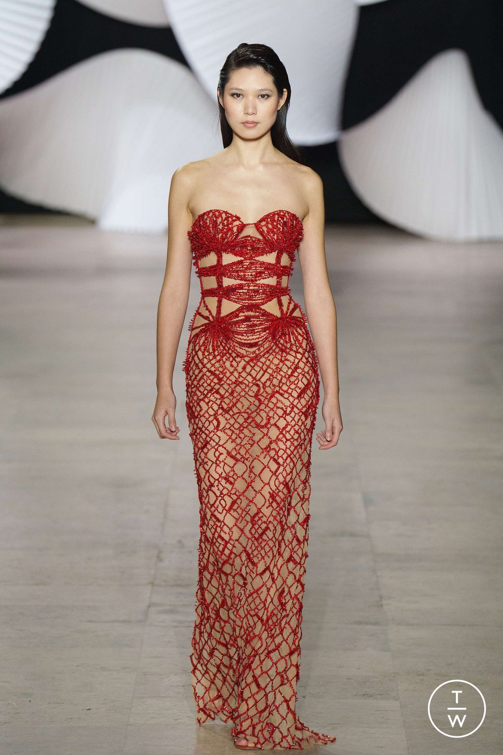 Fashion Week Paris Spring/Summer 2024 look 32 from the Tony Ward collection 高级定制