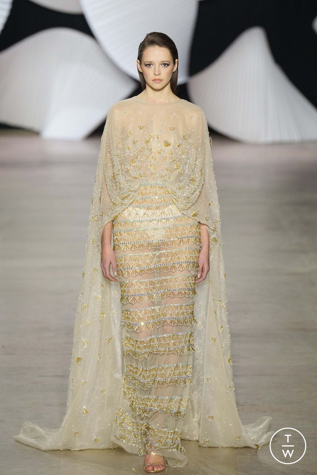 Fashion Week Paris Spring/Summer 2024 look 58 from the Tony Ward collection 高级定制