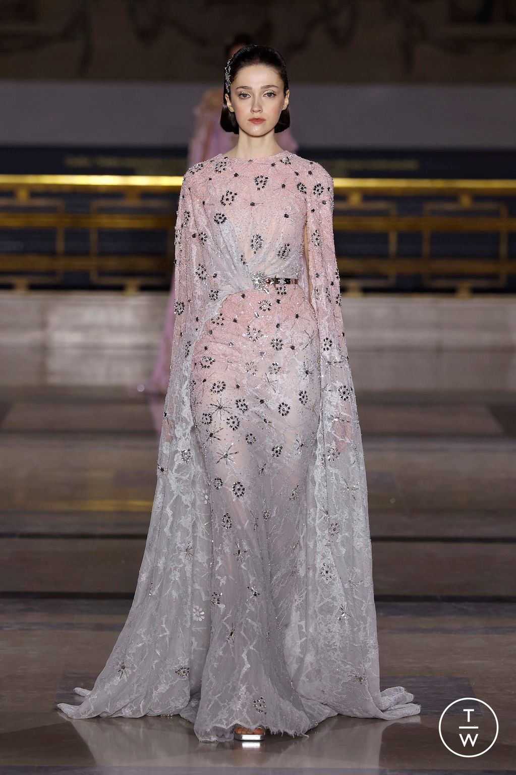 Fashion Week Paris Spring/Summer 2025 look 7 from the Tony Ward collection couture