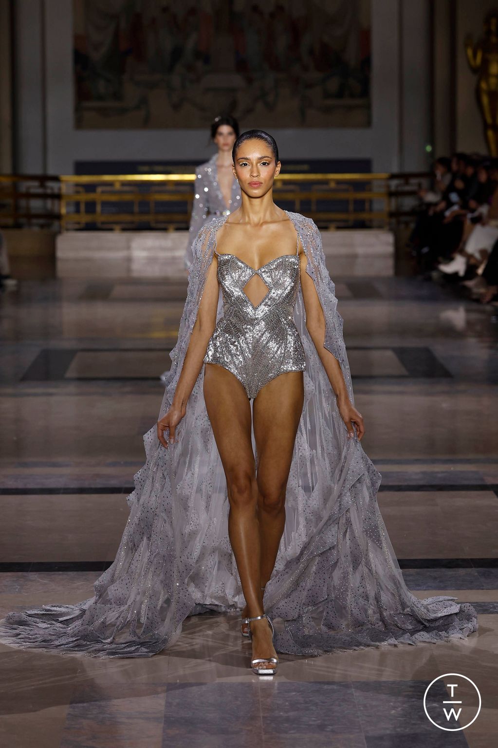 Fashion Week Paris Spring/Summer 2025 look 9 from the Tony Ward collection couture
