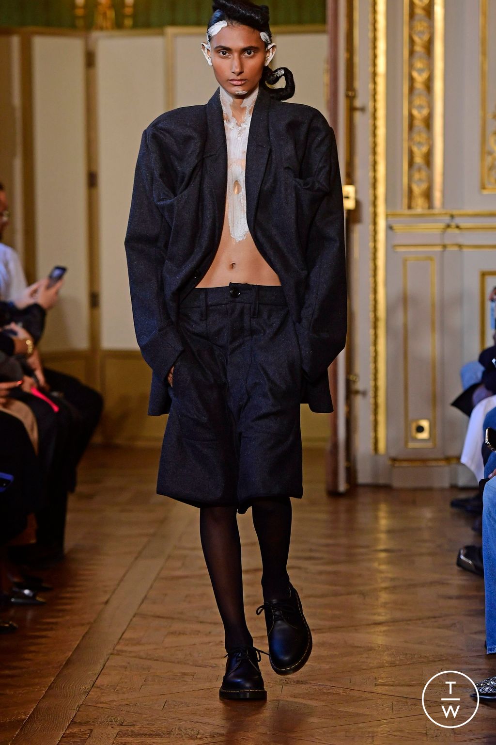 Fashion Week Paris Spring/Summer 2024 look 3 from the Torisheju collection womenswear