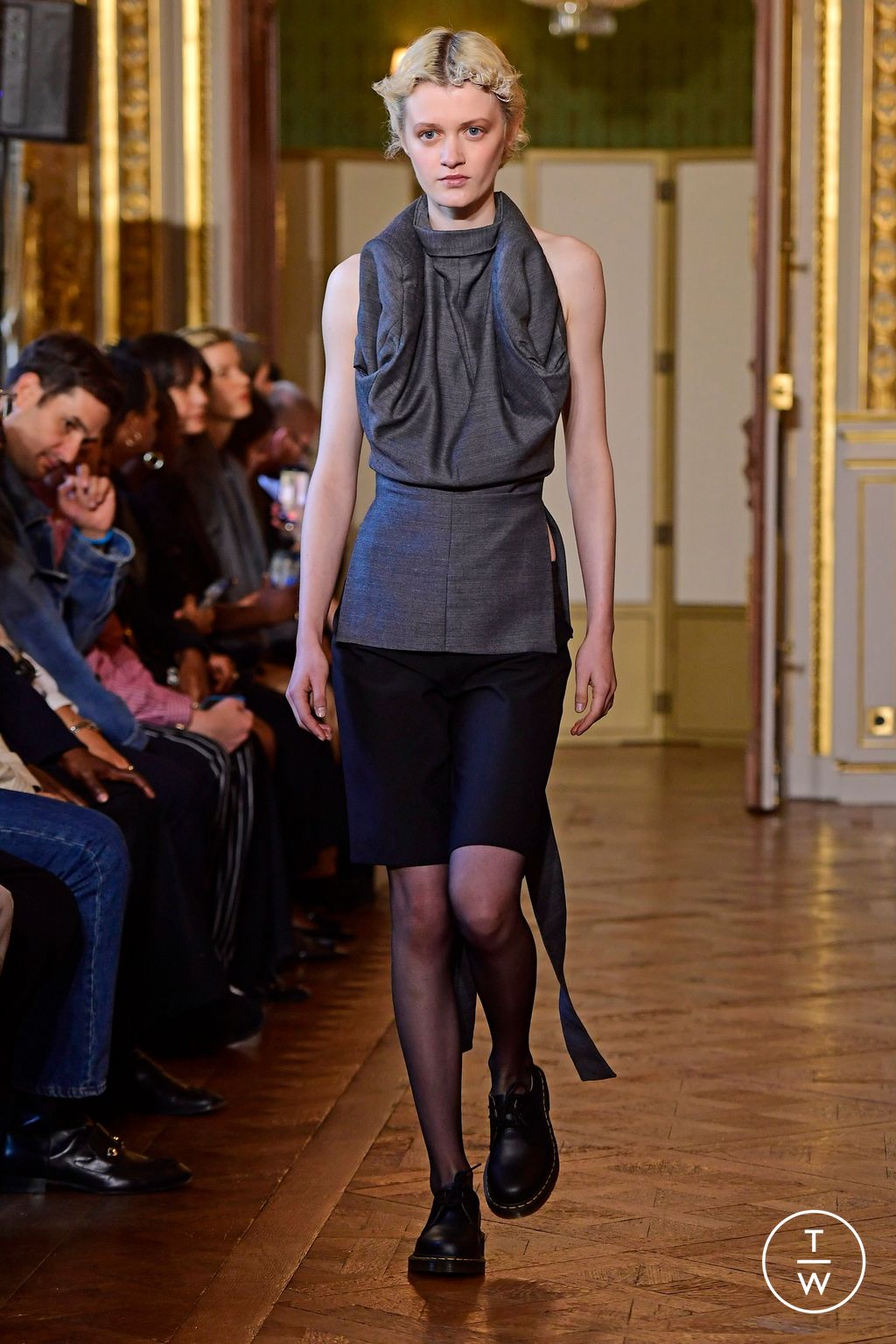 Fashion Week Paris Spring/Summer 2024 look 6 from the Torisheju collection womenswear