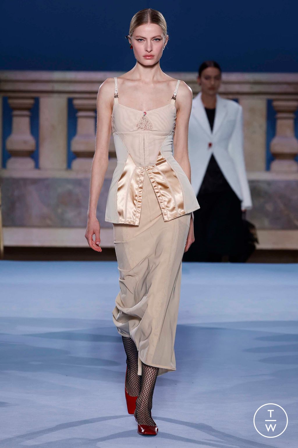 Fashion Week New York Fall/Winter 2023 look 33 from the Tory Burch collection 女装