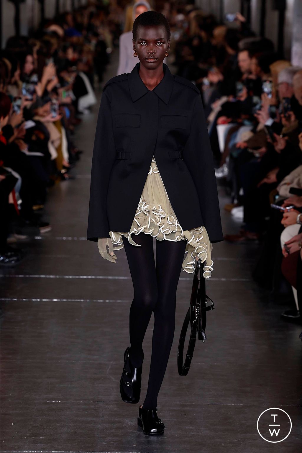 Fashion Week New York Fall/Winter 2024 look 15 from the Tory Burch collection womenswear