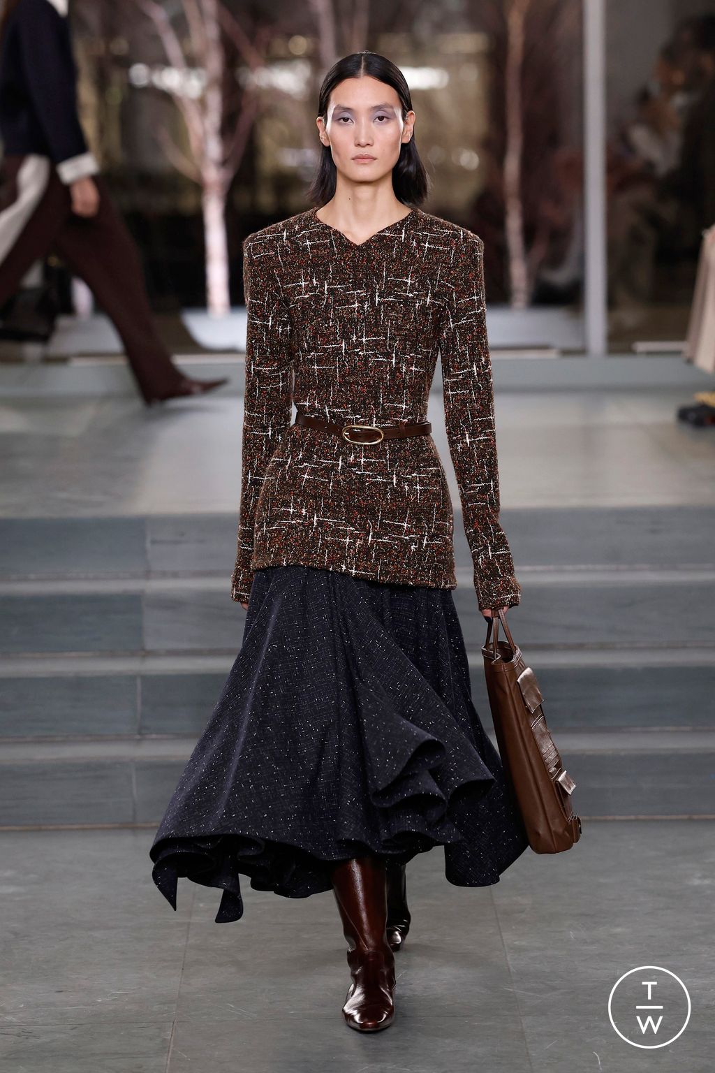 Fashion Week New York Fall/Winter 2025 look 4 from the Tory Burch collection womenswear