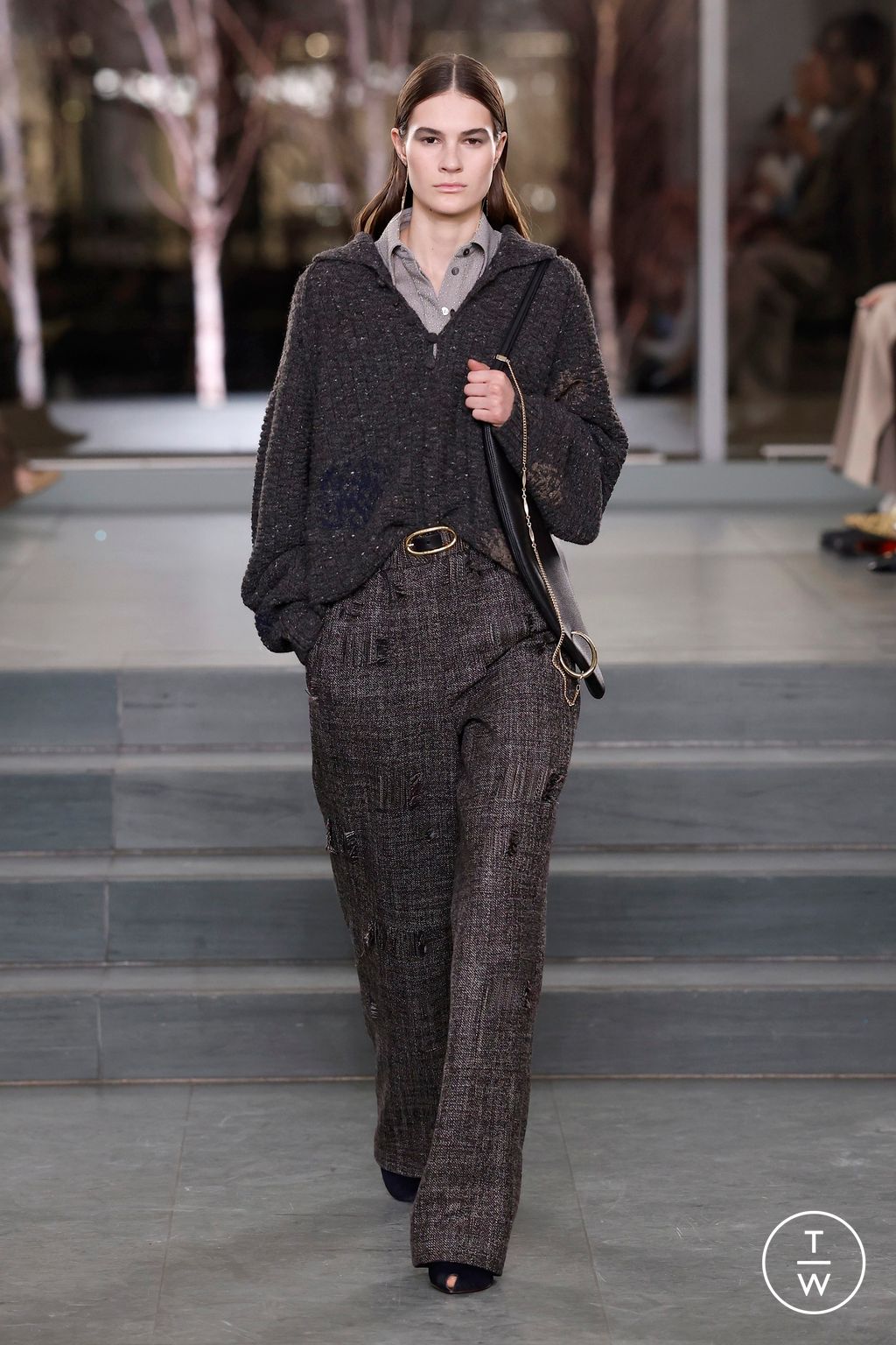 Fashion Week New York Fall/Winter 2025 look 20 from the Tory Burch collection 女装
