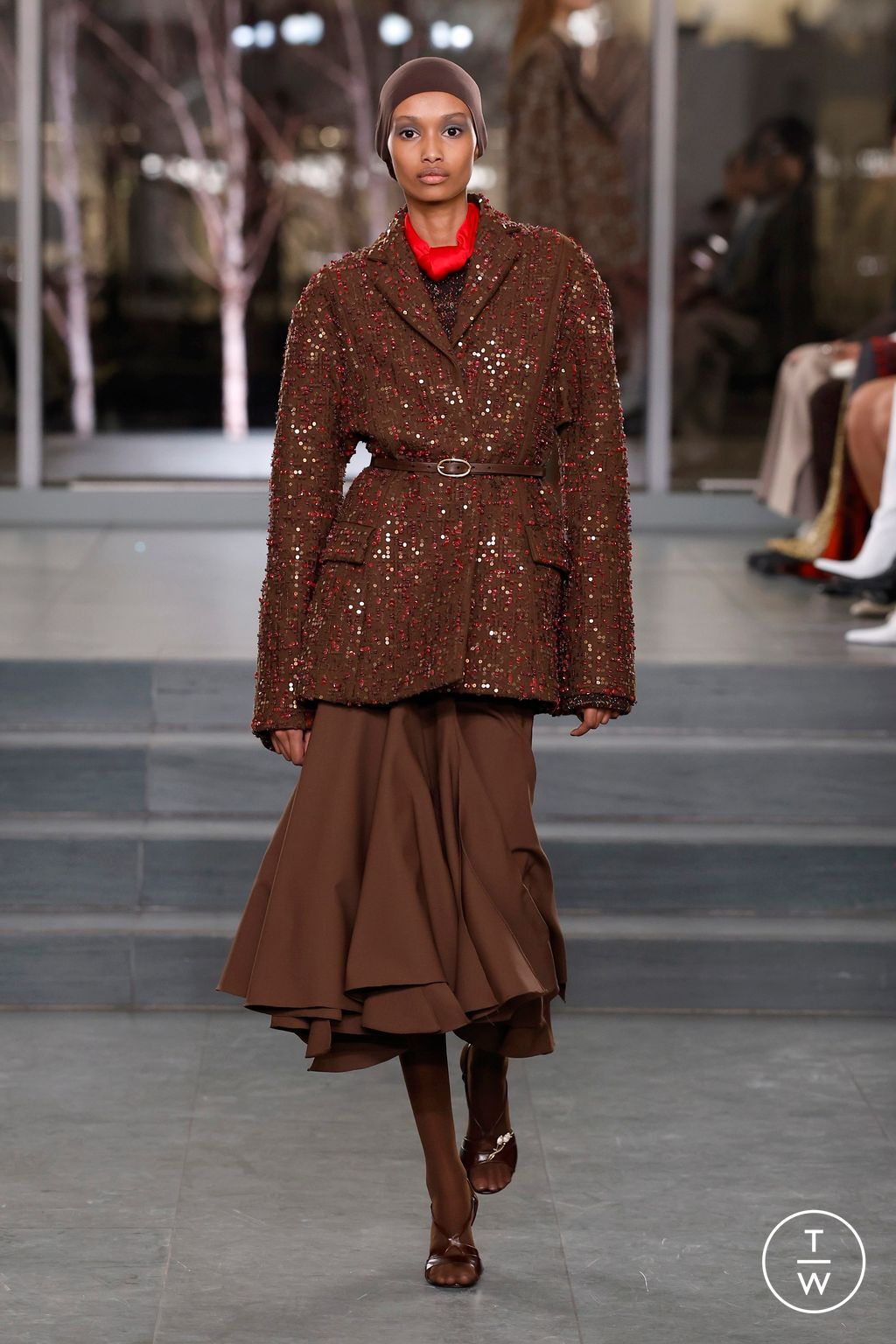 Fashion Week New York Fall/Winter 2025 look 21 from the Tory Burch collection womenswear