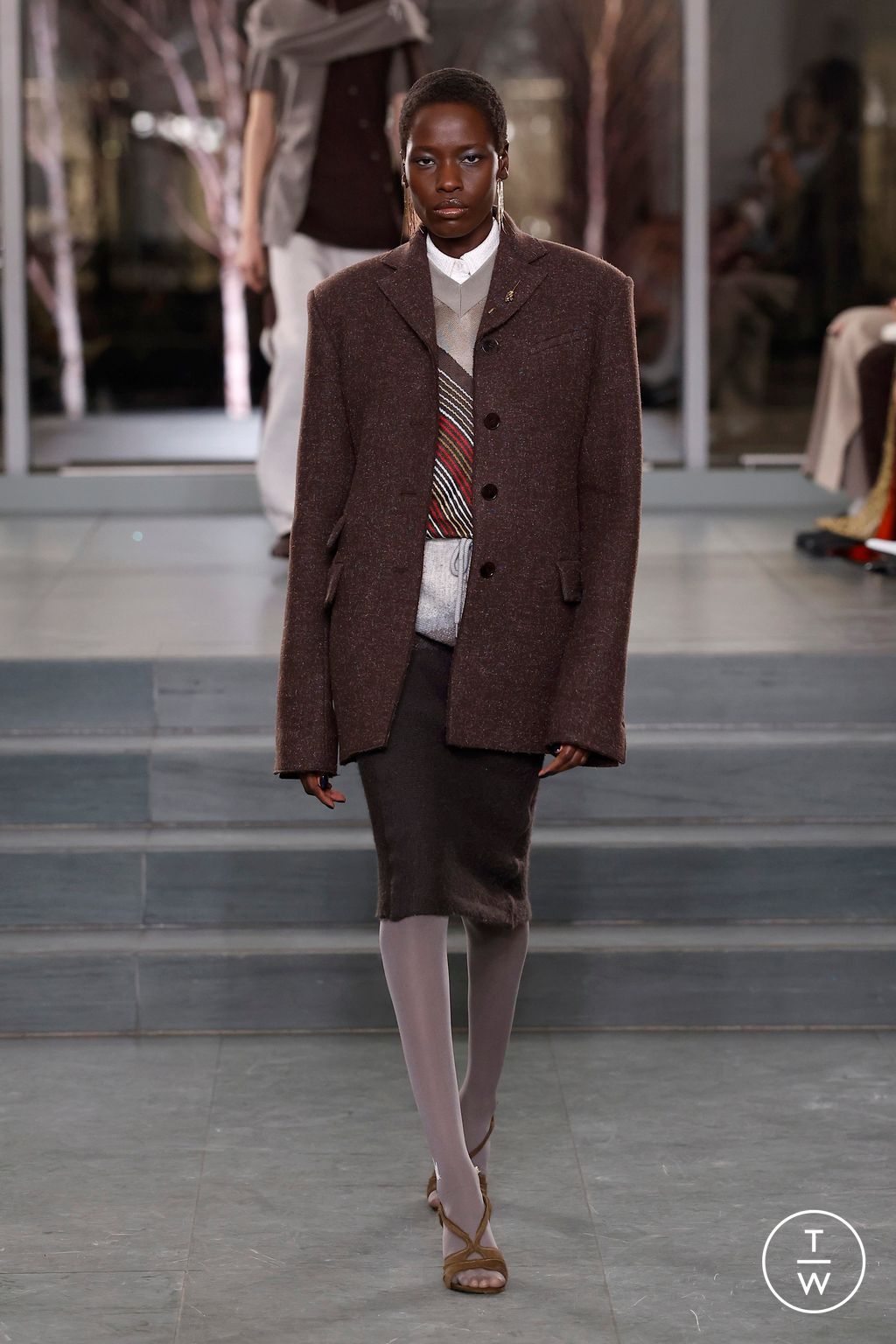 Fashion Week New York Fall/Winter 2025 look 23 from the Tory Burch collection womenswear