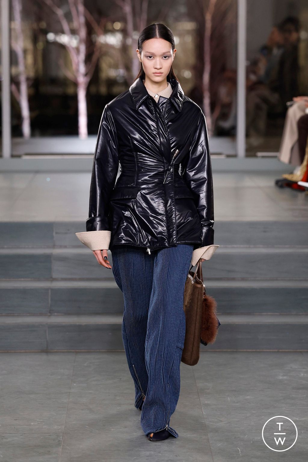 Fashion Week New York Fall/Winter 2025 look 27 from the Tory Burch collection womenswear