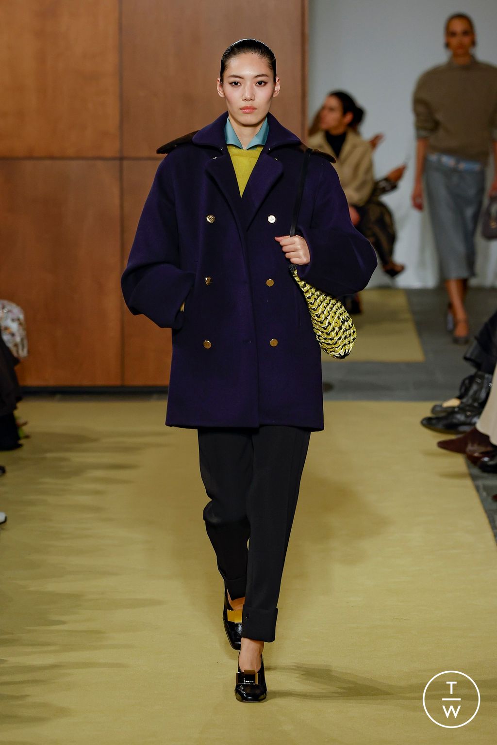 Fashion Week New York Fall/Winter 2026 look 6 from the Tory Burch collection womenswear
