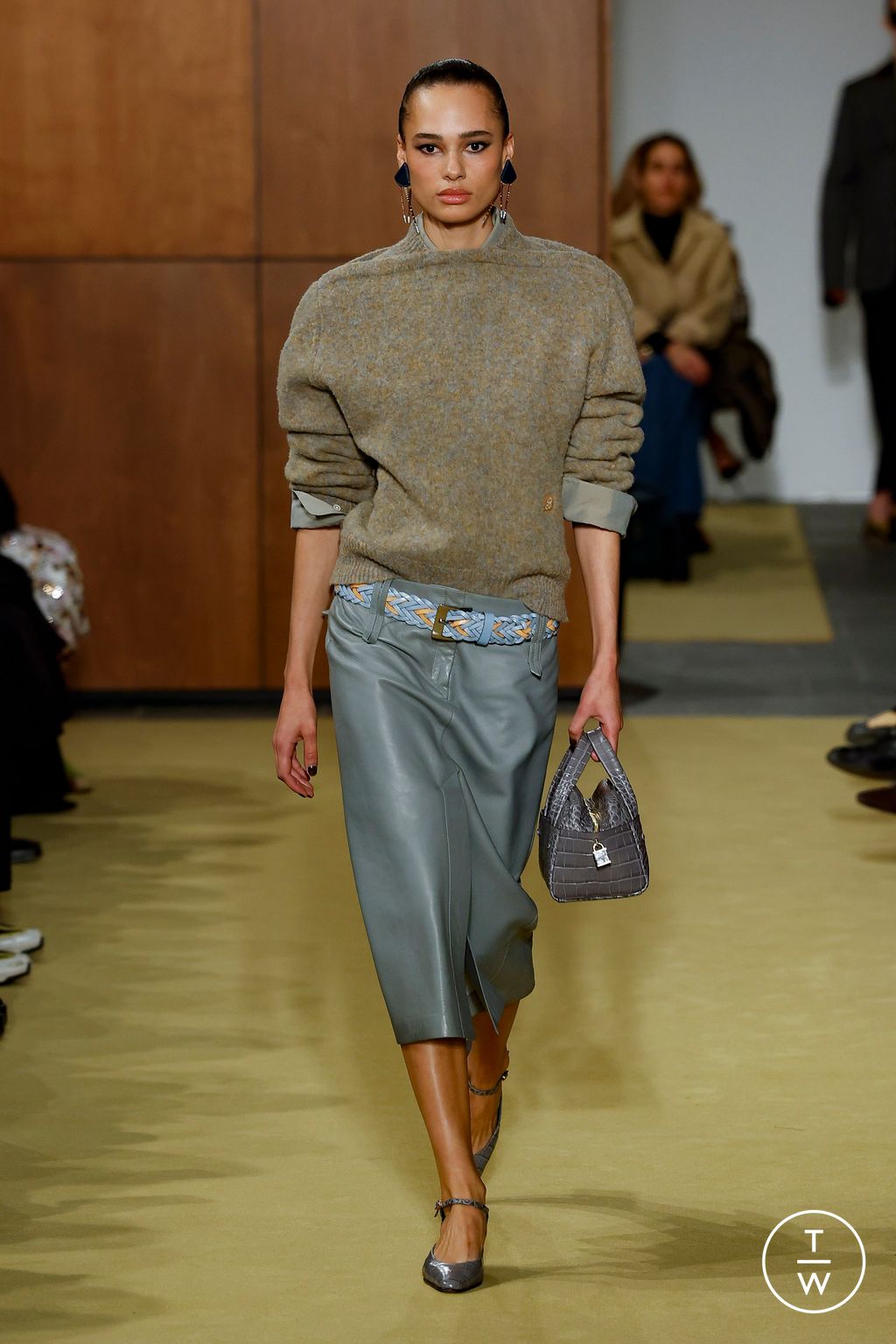 Fashion Week New York Fall/Winter 2026 look 7 from the Tory Burch collection womenswear